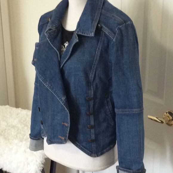 SOLD- Denim Jacket Women Sz Medium - Picture 2 of 6